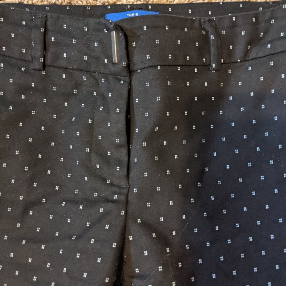 Woman Pants/Slacks - Picture 4 of 4